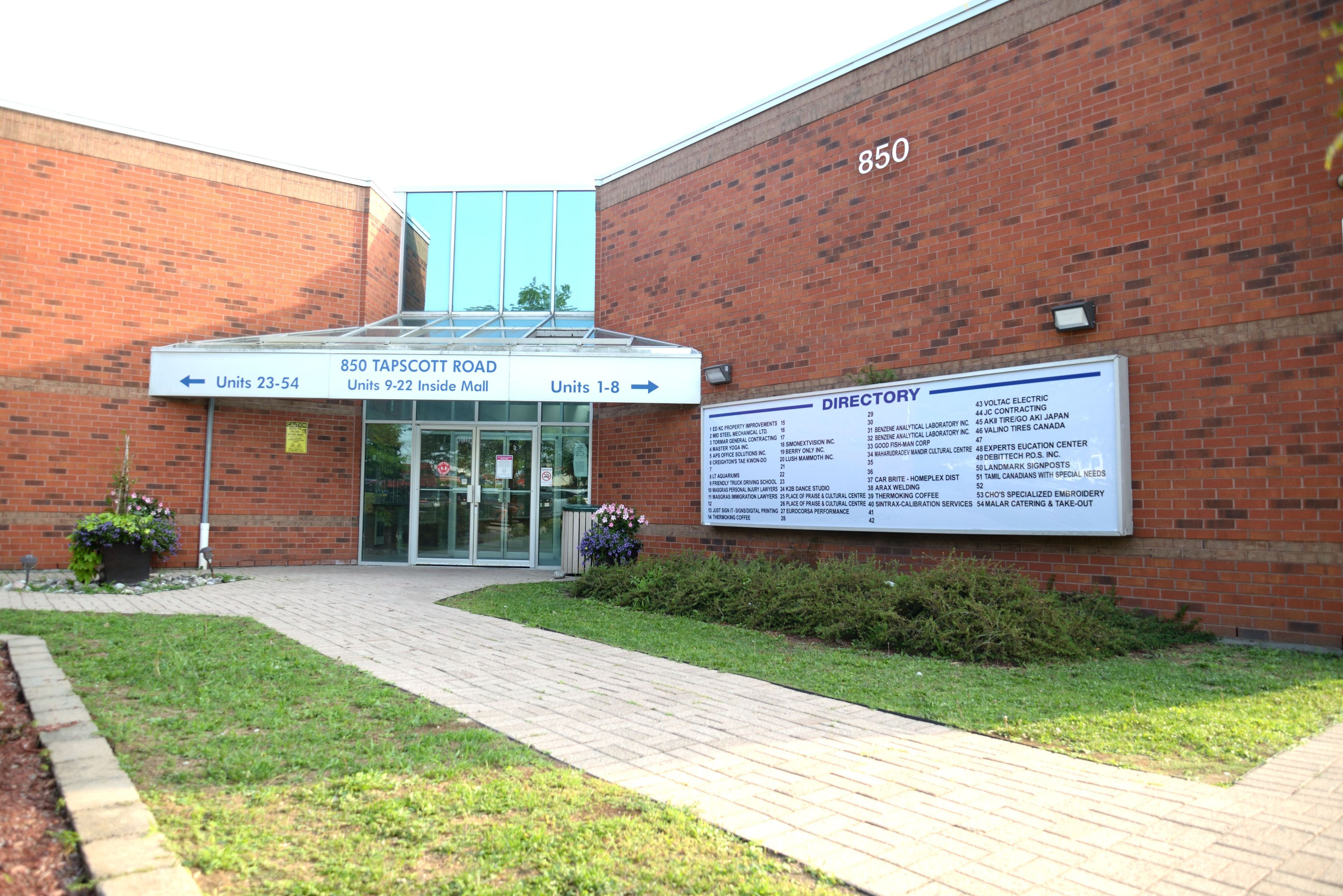 850 Tapscott Road 18, Toronto, On M1x 1n4
