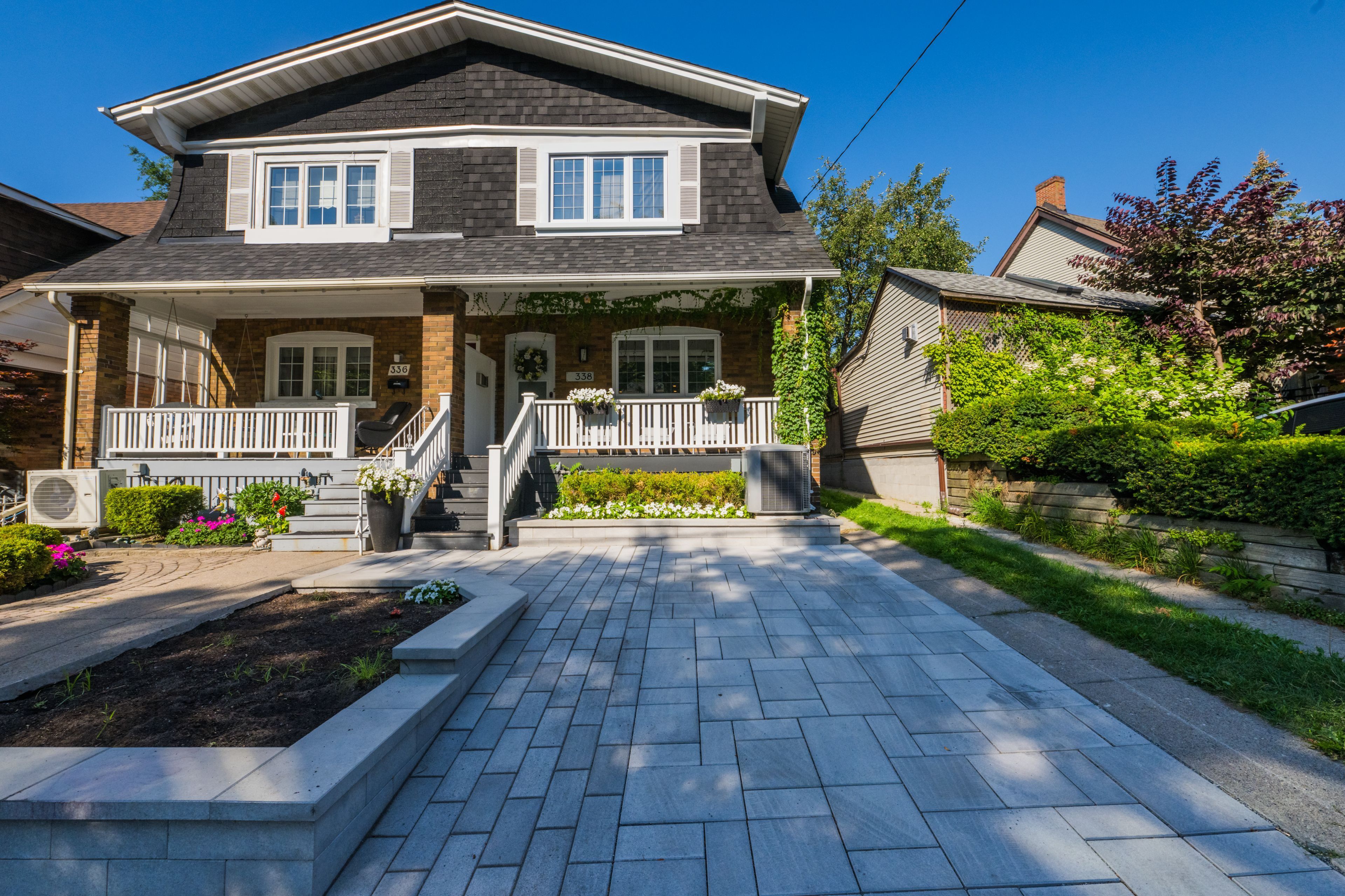 338 Kenilworth Avenue, Toronto, On M4l 3s8