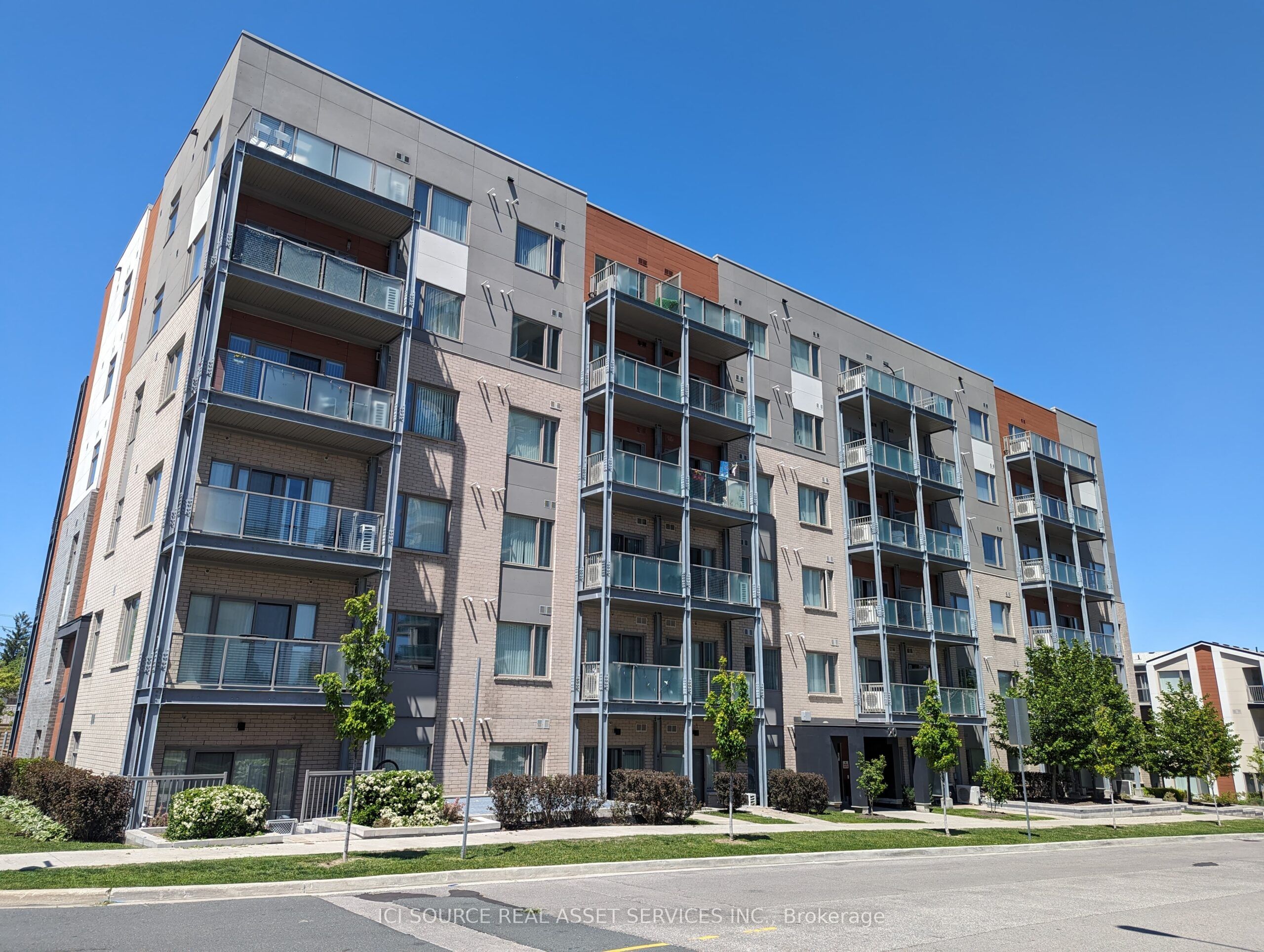 20 Orchid Place Drive 209, Toronto, On M1b 0e1