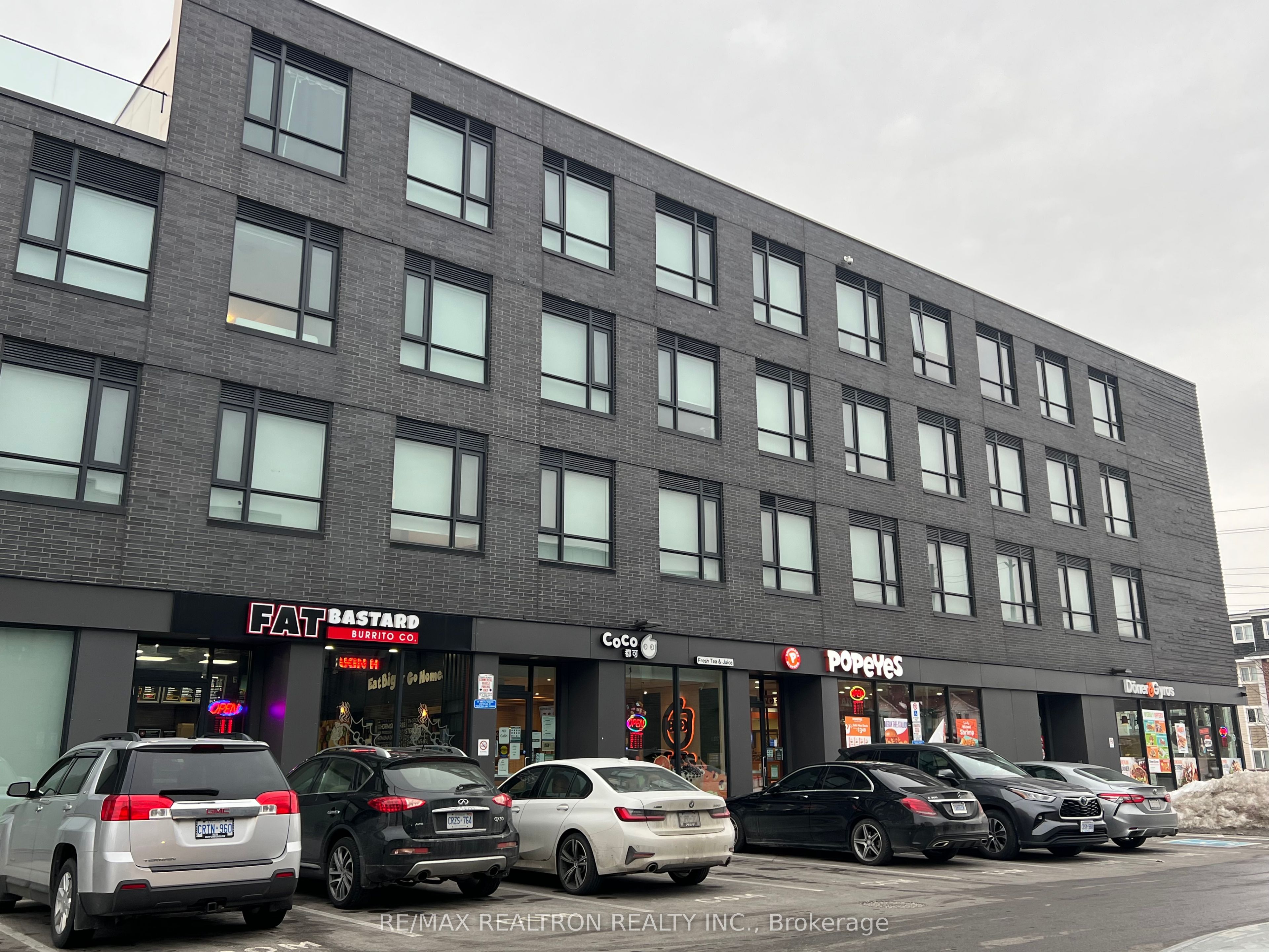 1800 Simcoe Street N 401, Oshawa, On L1g 0c2
