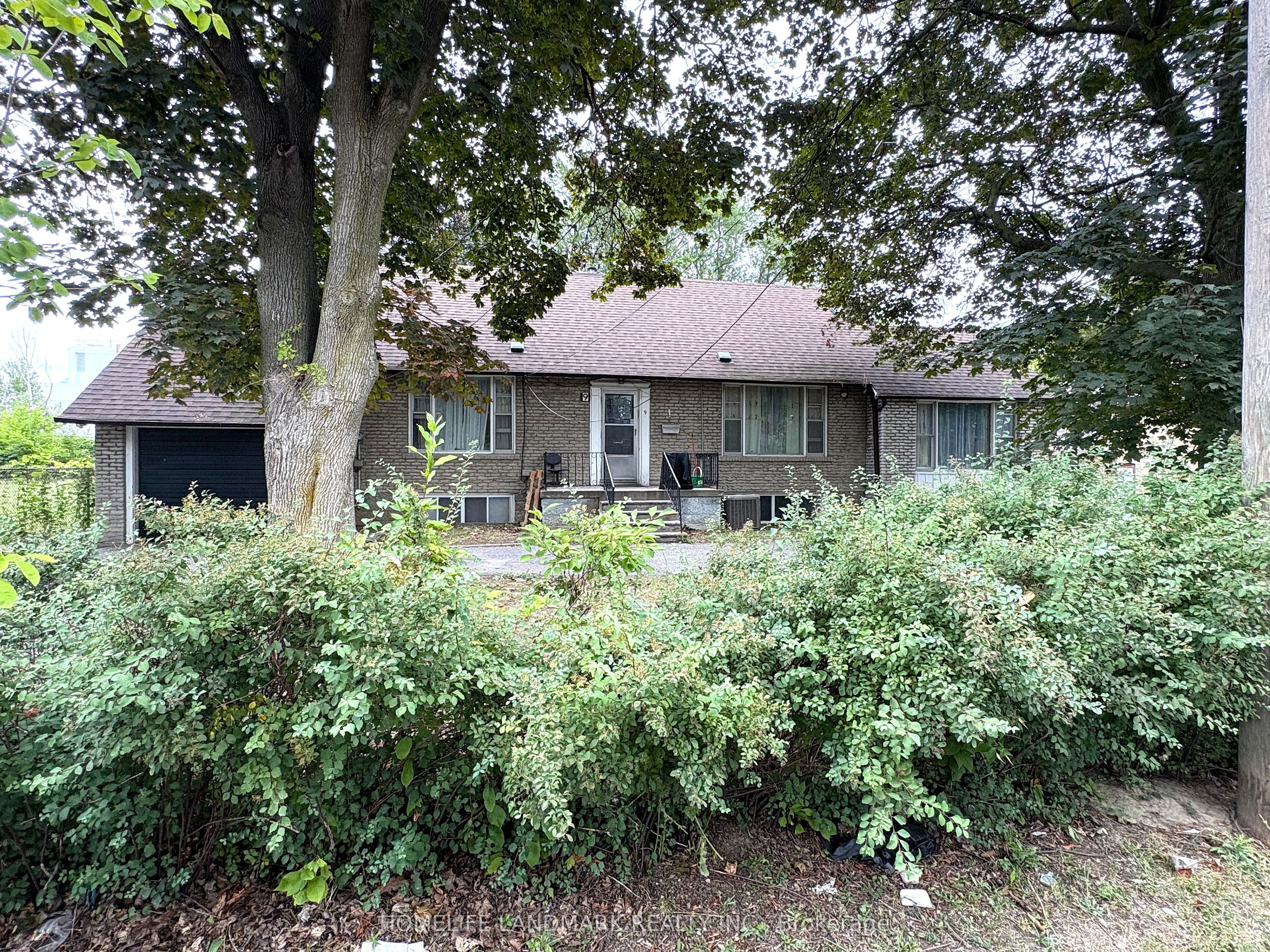 9 Lamont Avenue Basement, Toronto, On M1s 1a8