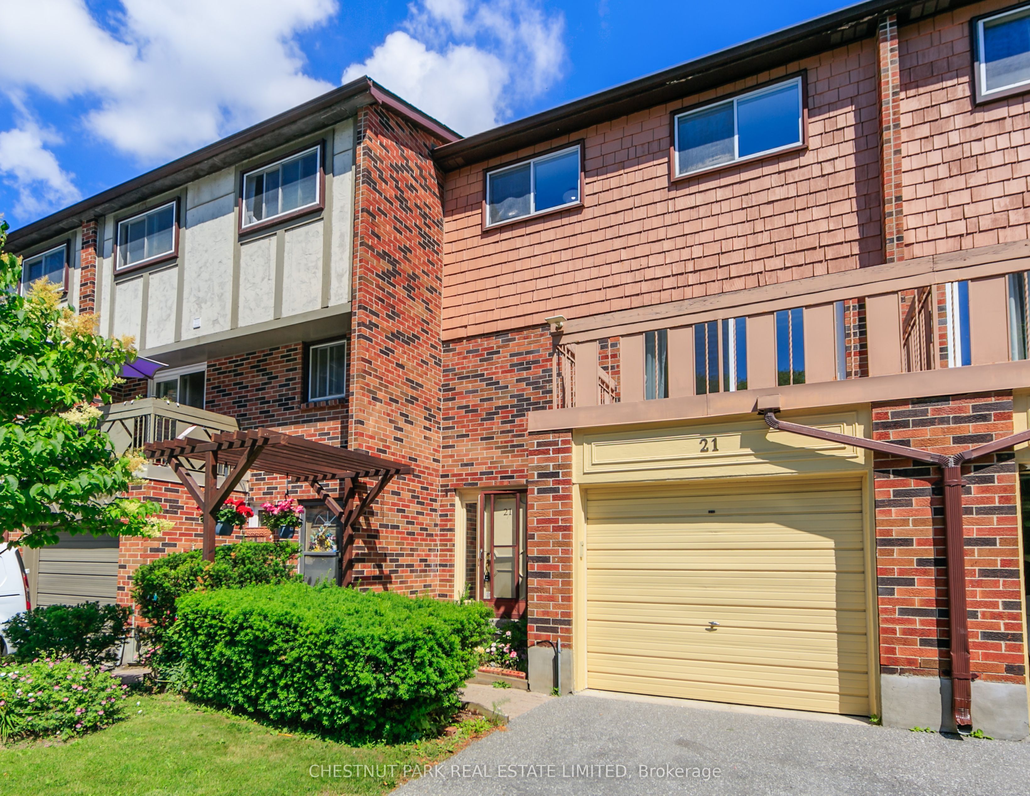 30 Chichester Place 21, Toronto, On M1t 3s5