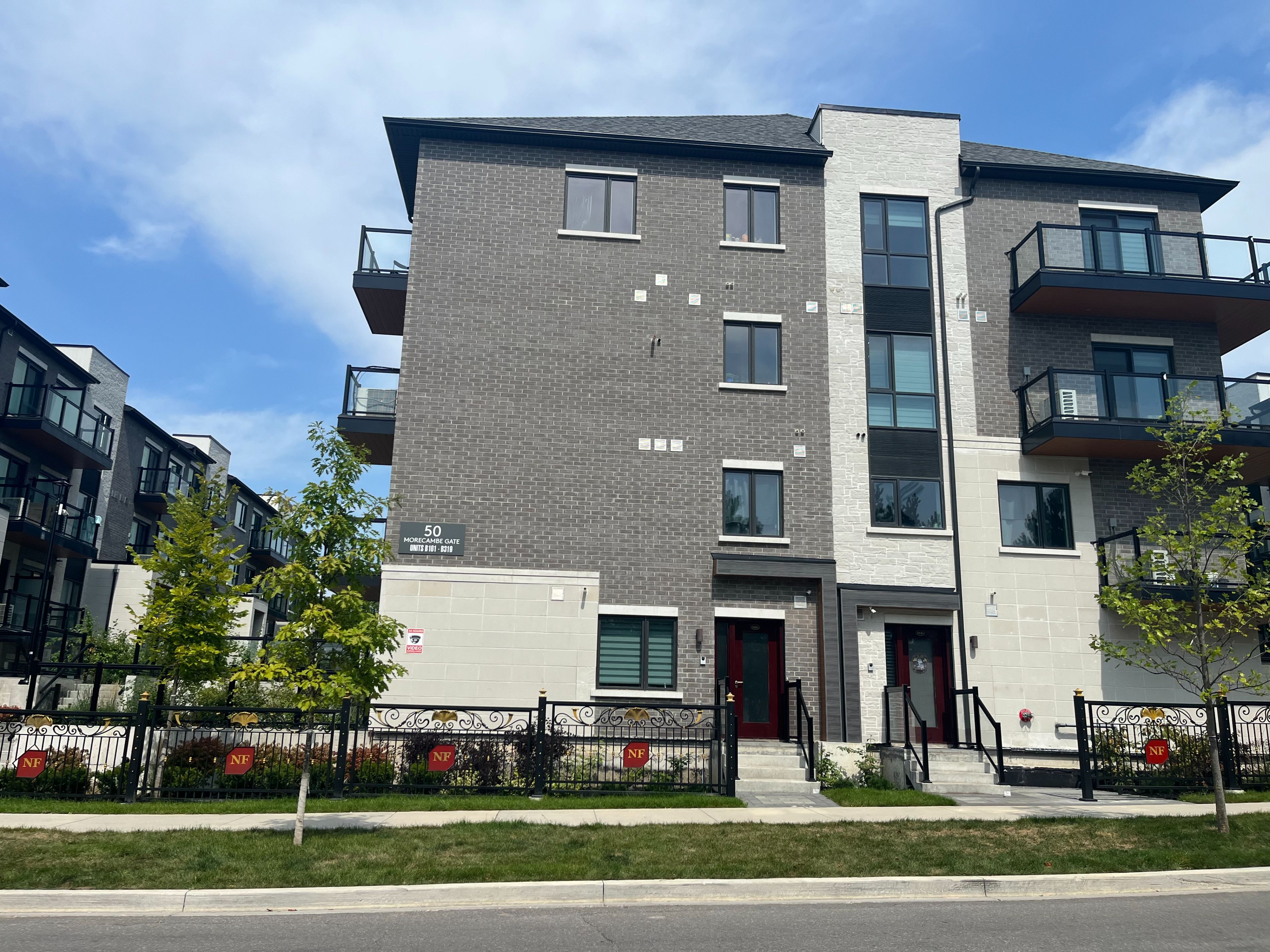 50 Morecambe Gate B308, Toronto, On M1w 2s6