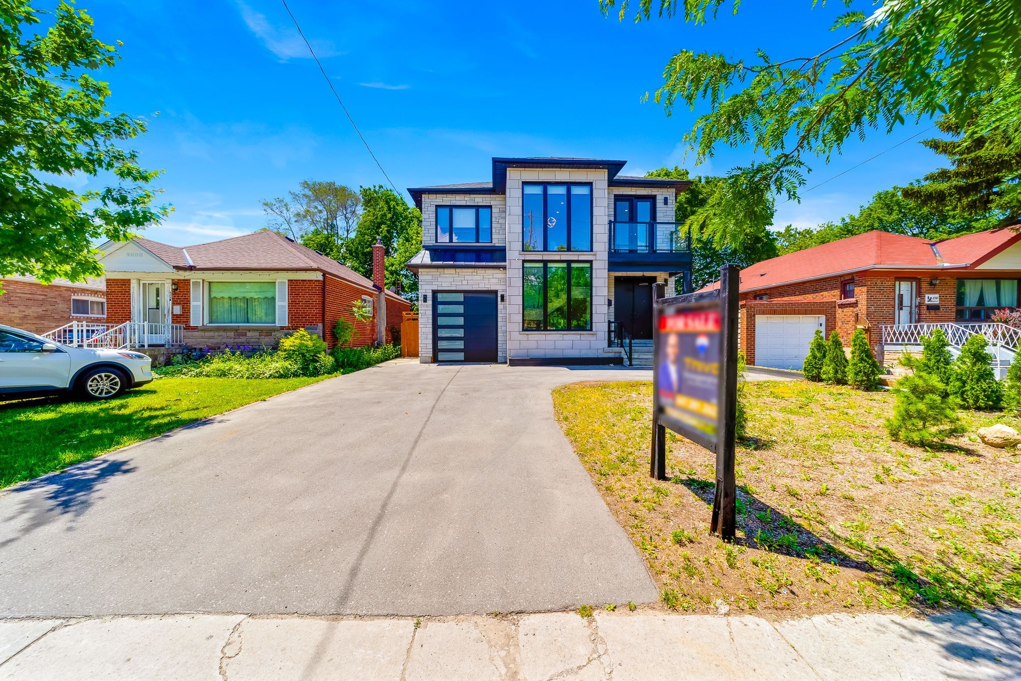 856 Kennedy Road, Toronto, On M1k 2e7