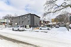 1659 Gerrard Street E, Toronto, On M4l 2a9