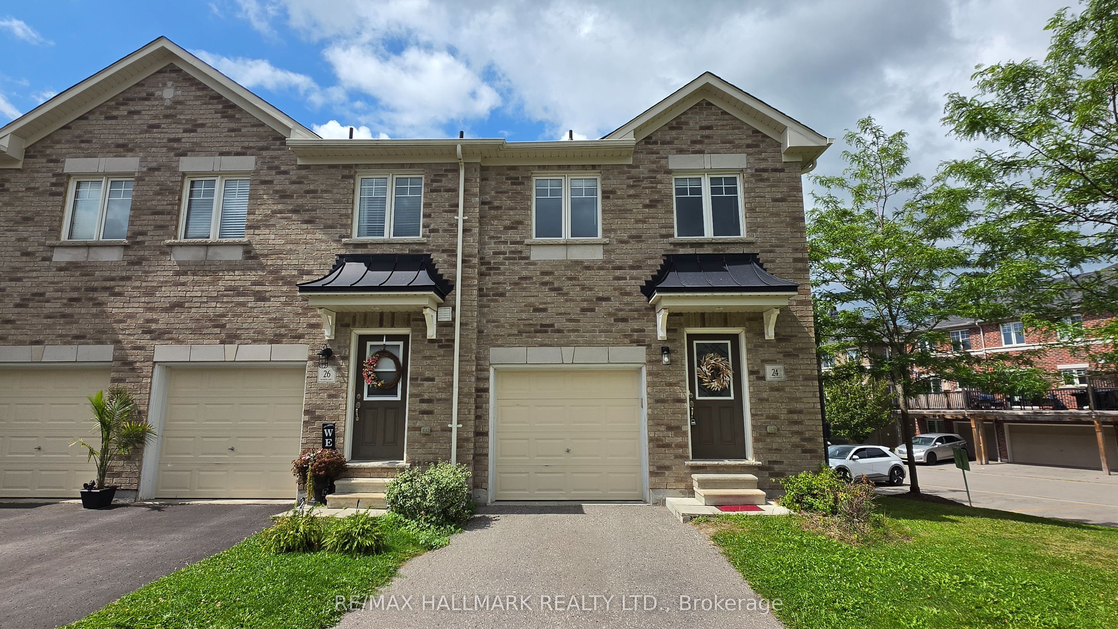 24 Markham Trail, Clarington, On L1c 0s4