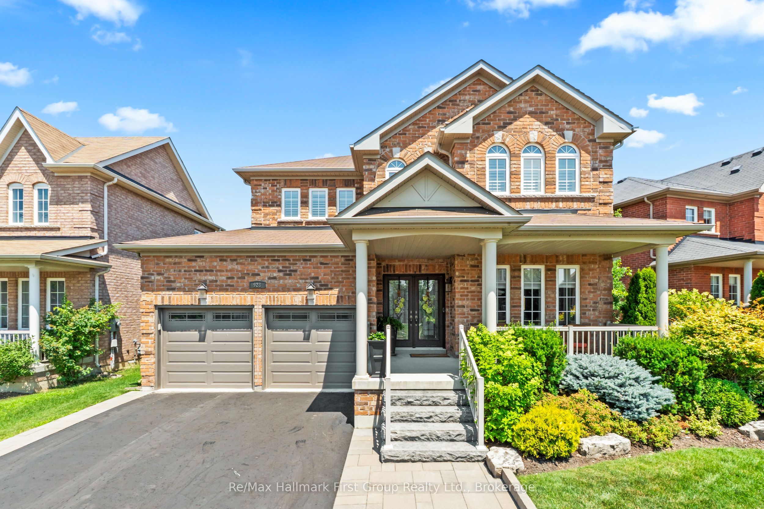 928 Black Cherry Drive, Oshawa, On L1k 0p6