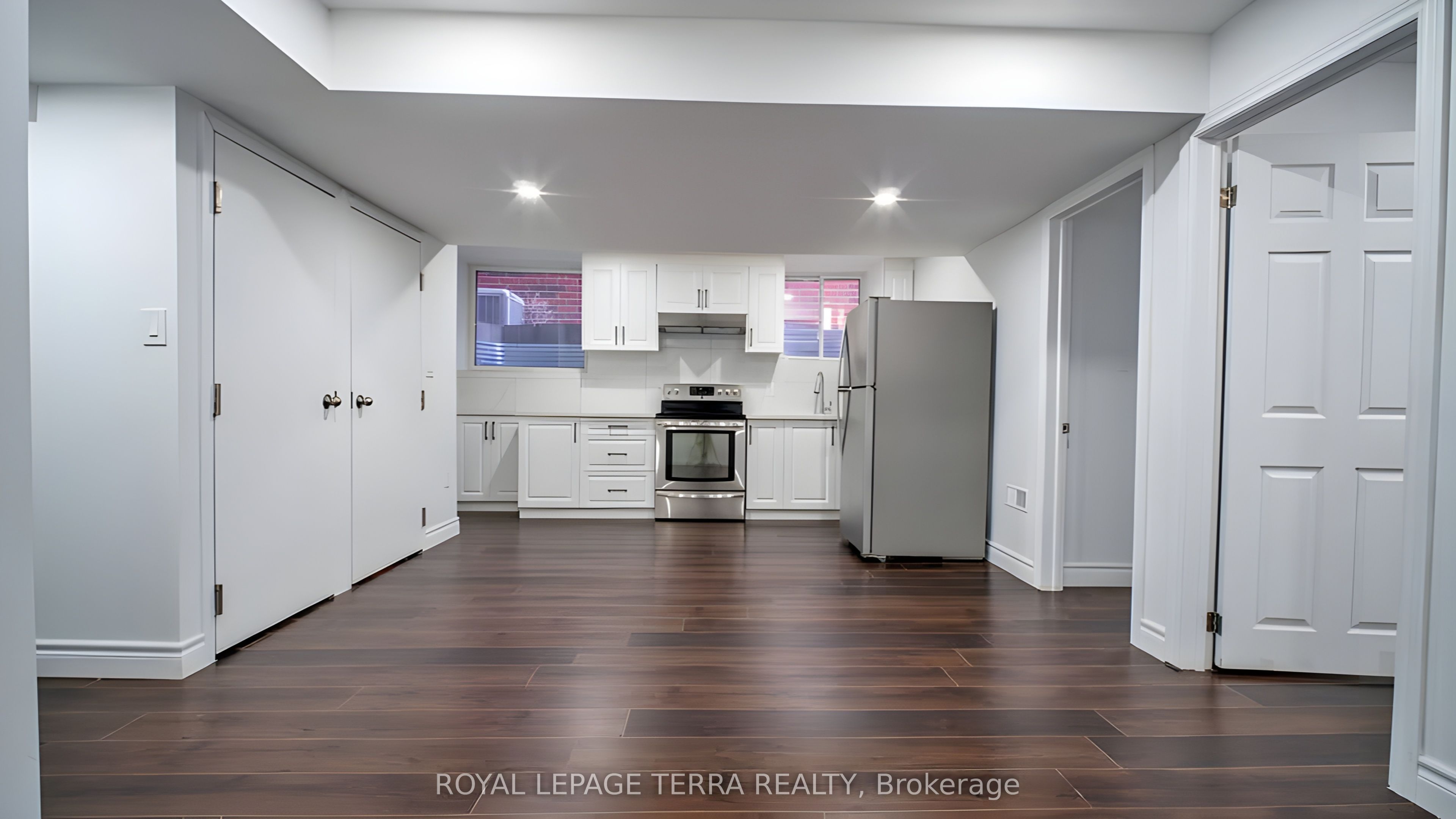 25 Ouellette Drive Basement, Whitby, On L1p 0e3