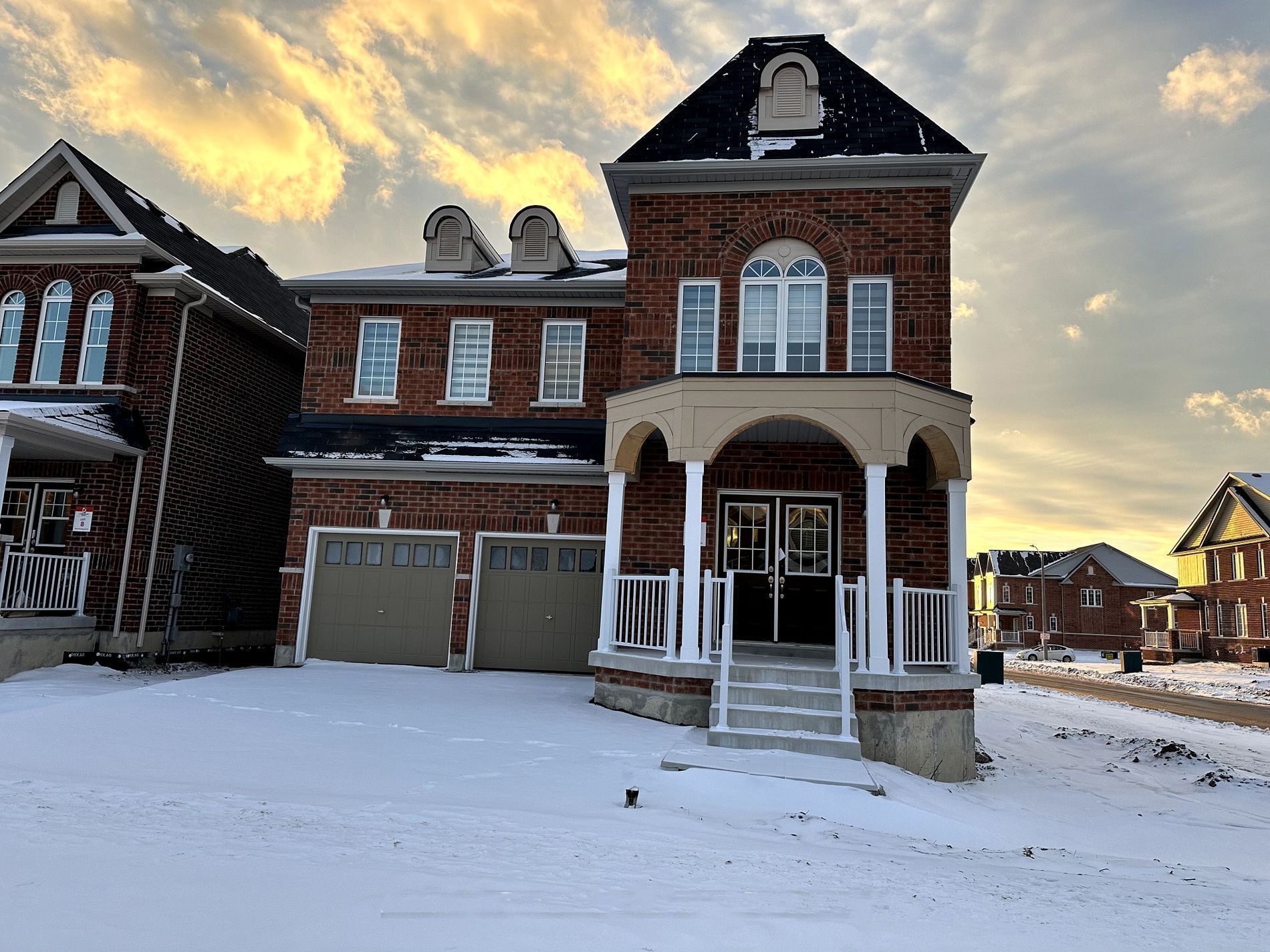 648 Fleetwood Drive, Oshawa, On L1k 0a2