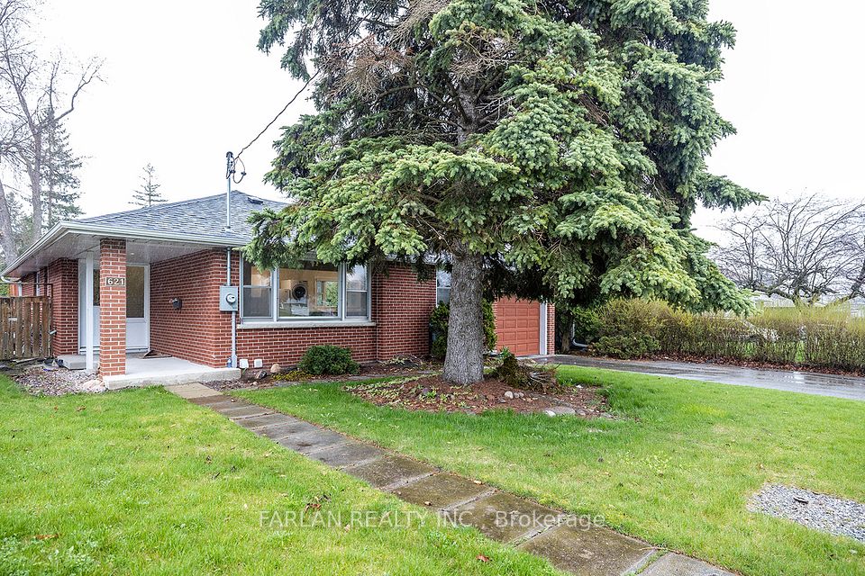 621 Gibbons Street Bsmt#1, Oshawa, On L1j 4z7