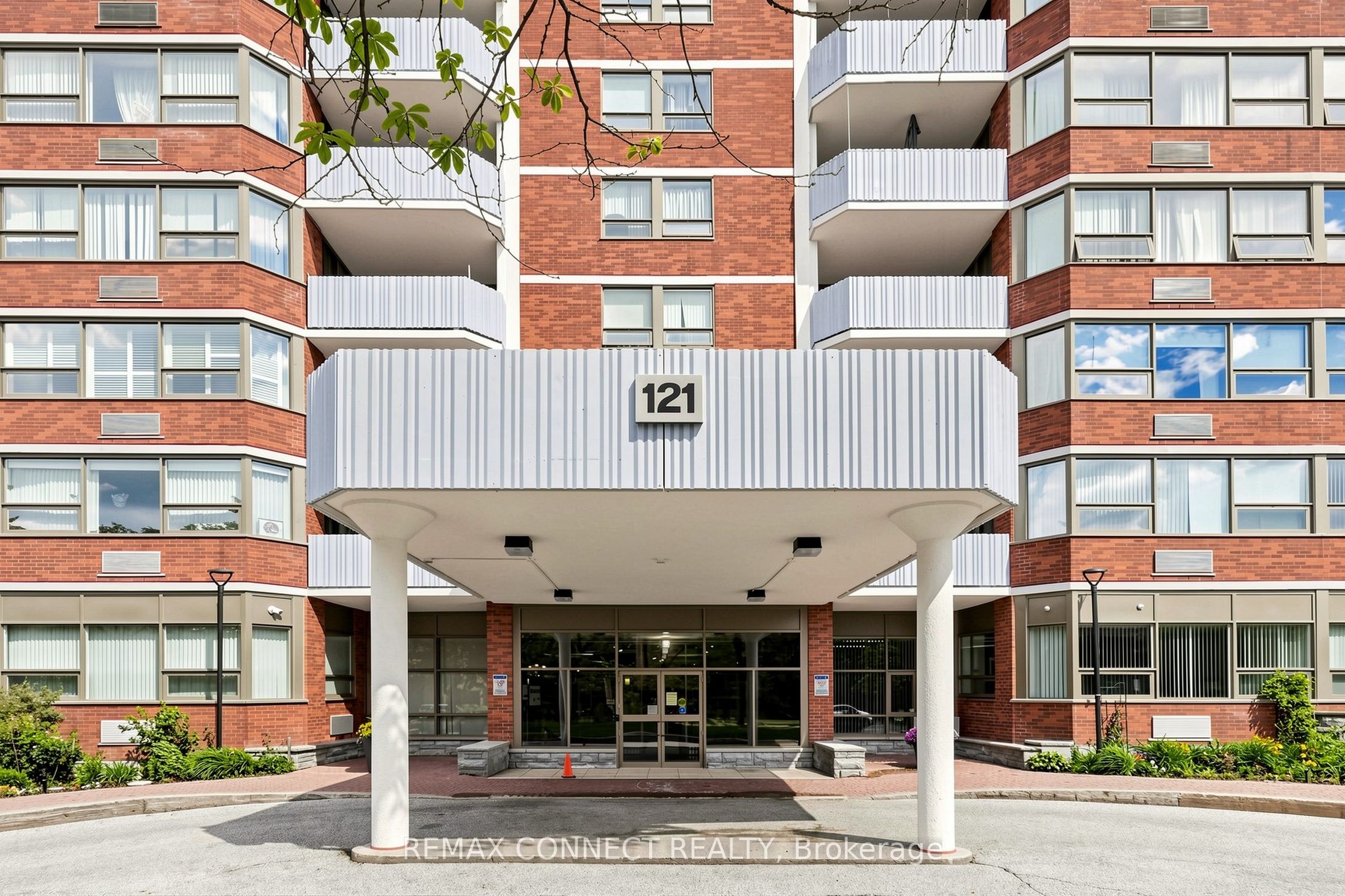 121 Ling Road 1207, Toronto, On M1e 4y2