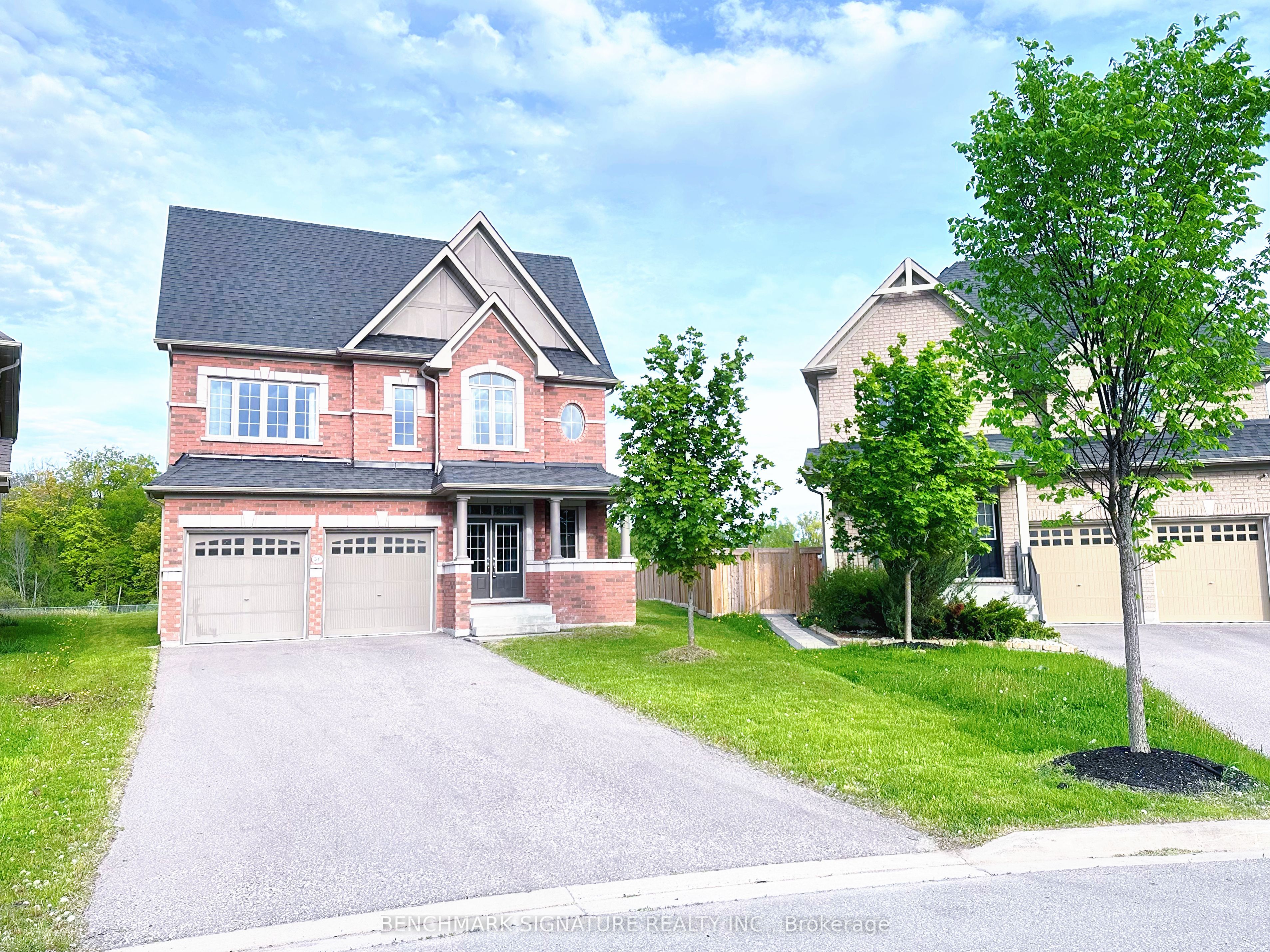 2481 Bandsman Crescent, Oshawa, On L1l 0m1