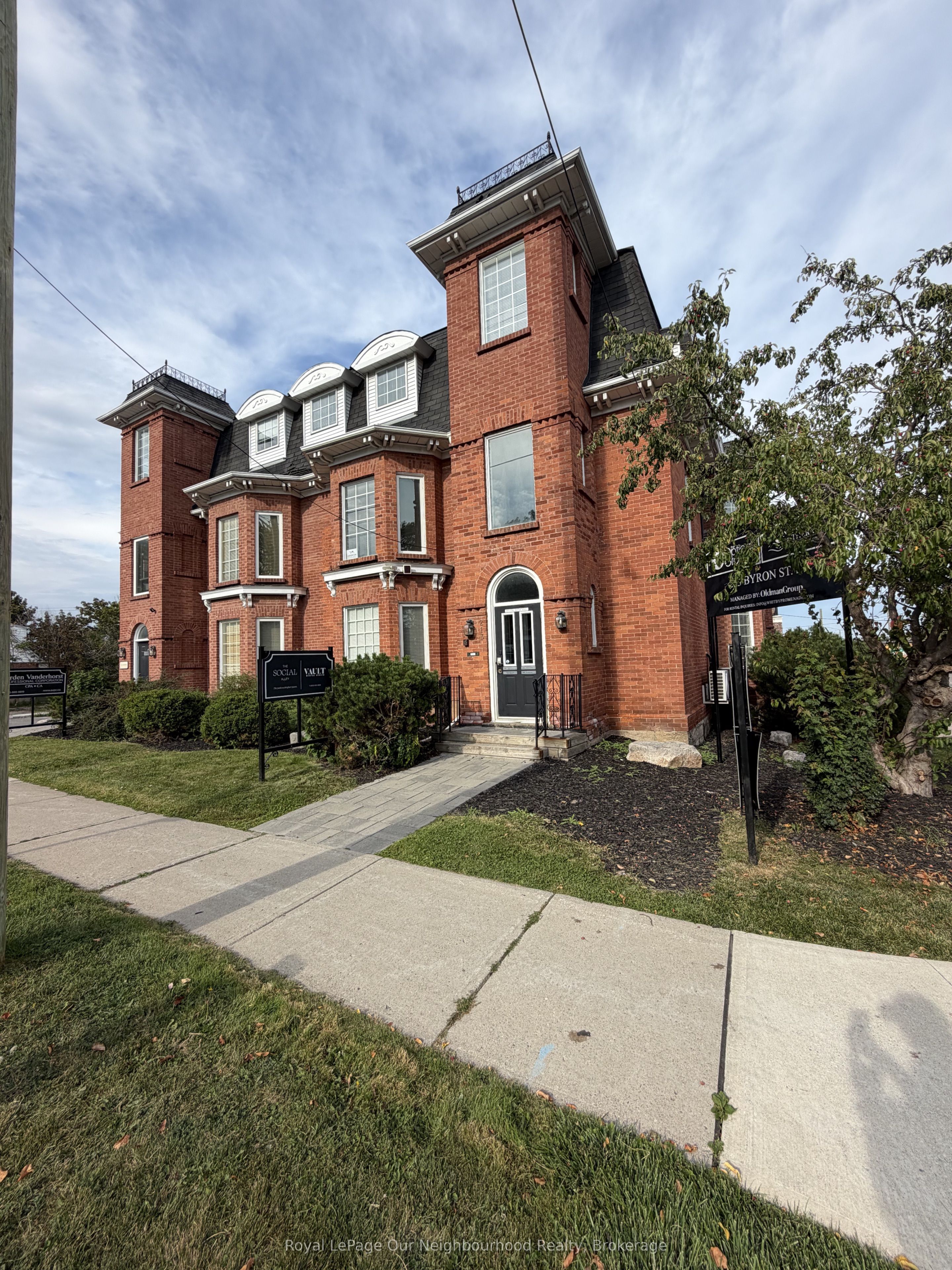 213 Byron Street S 102, Whitby, On L1n 4p7
