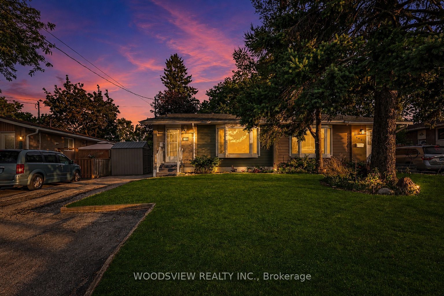 851 Moretta Avenue, Pickering, On L1w 2k1