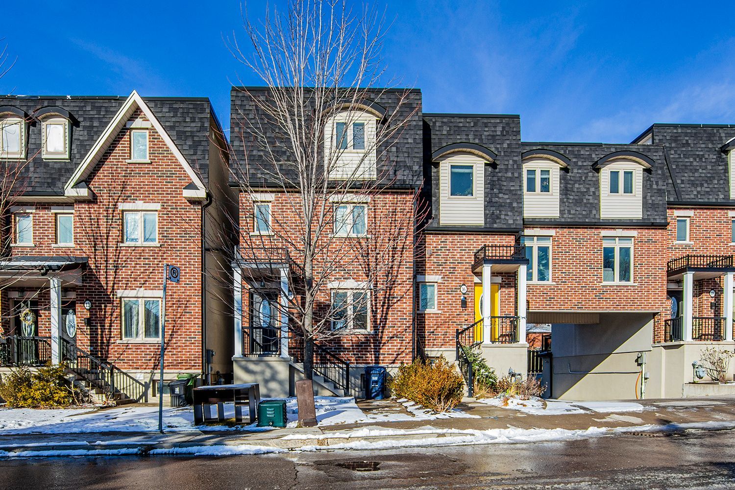 14 Coventry Street, Toronto, On M1l 0h1