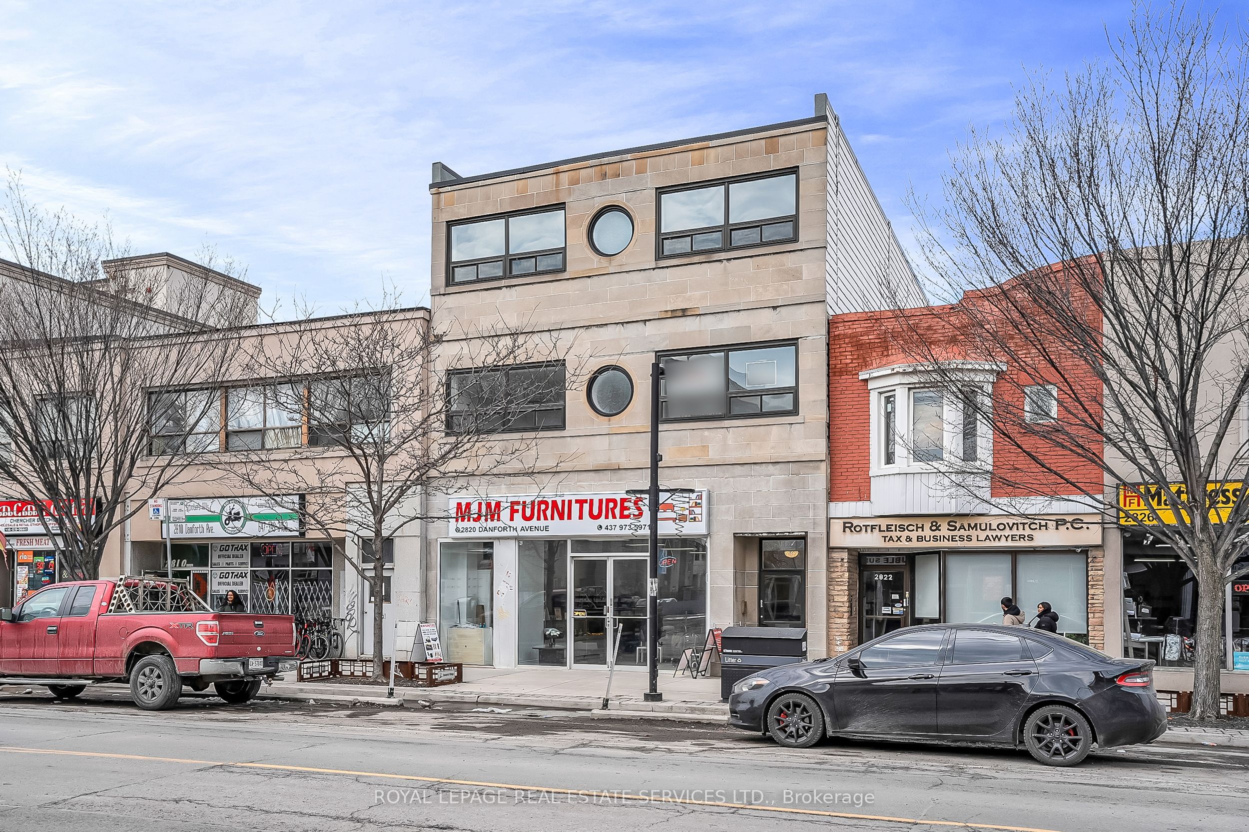 2820 Danforth Avenue 302, Toronto, On M4c 1m1