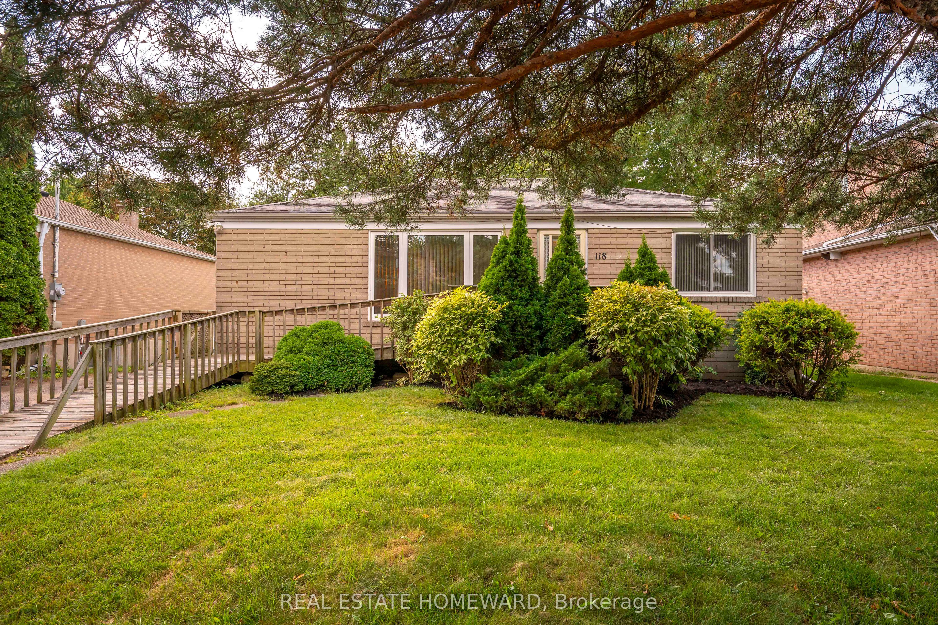 118 Zaph Avenue, Toronto, On M1c 1m8
