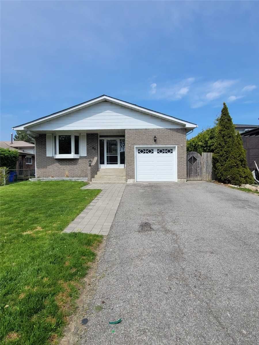 88 Clover Ridge Drive W Main, Ajax, On L1s 3e8