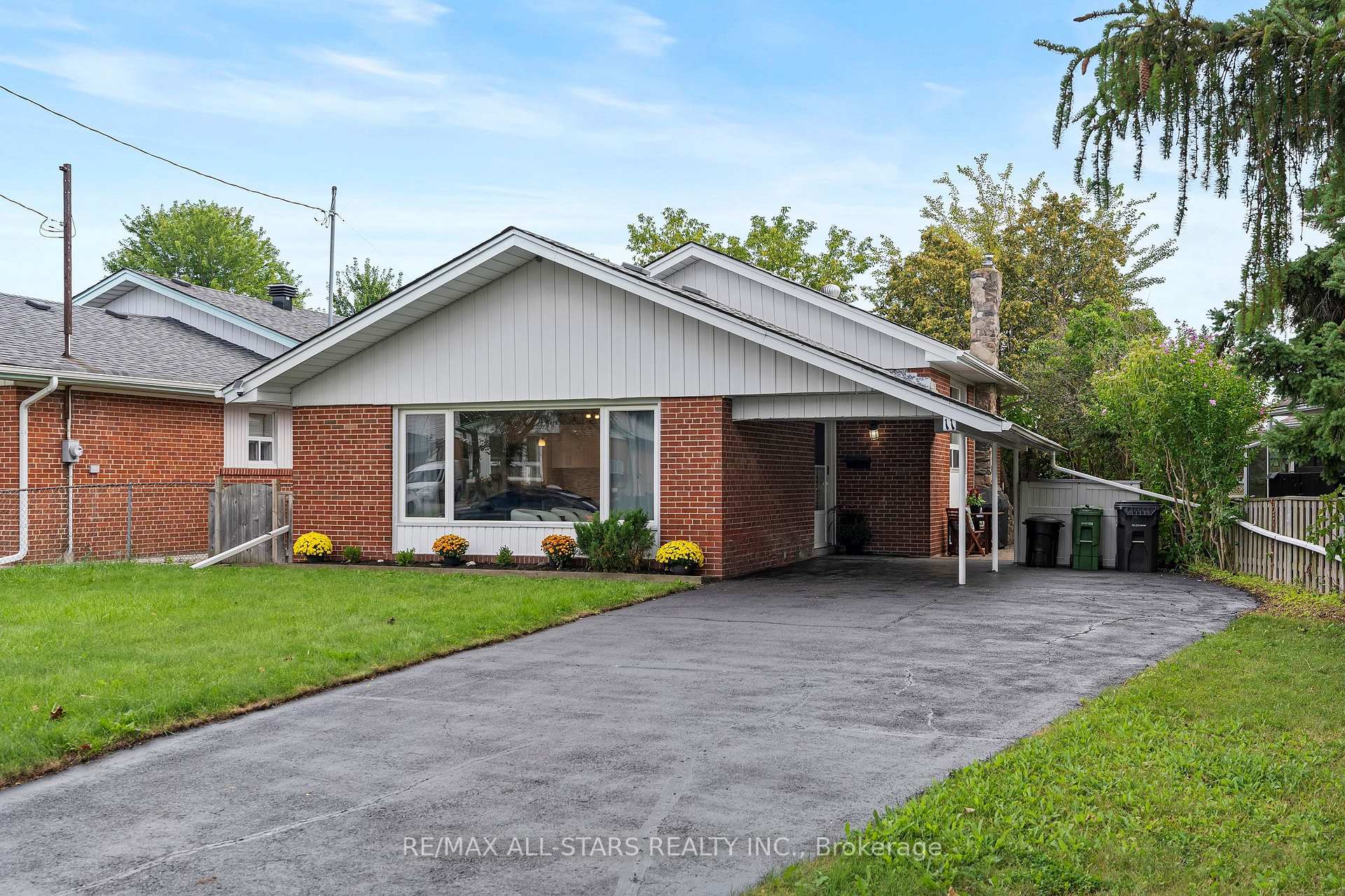 11 Penzance Drive, Toronto, On M1k 4z4