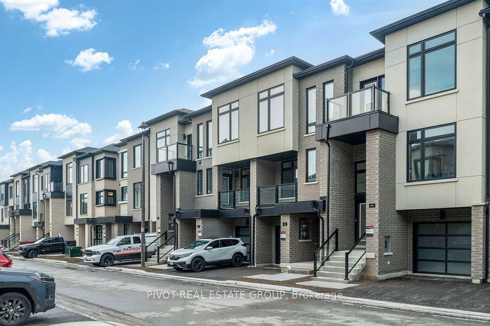 25 Observatory Way, Whitby, On L1m 0m7