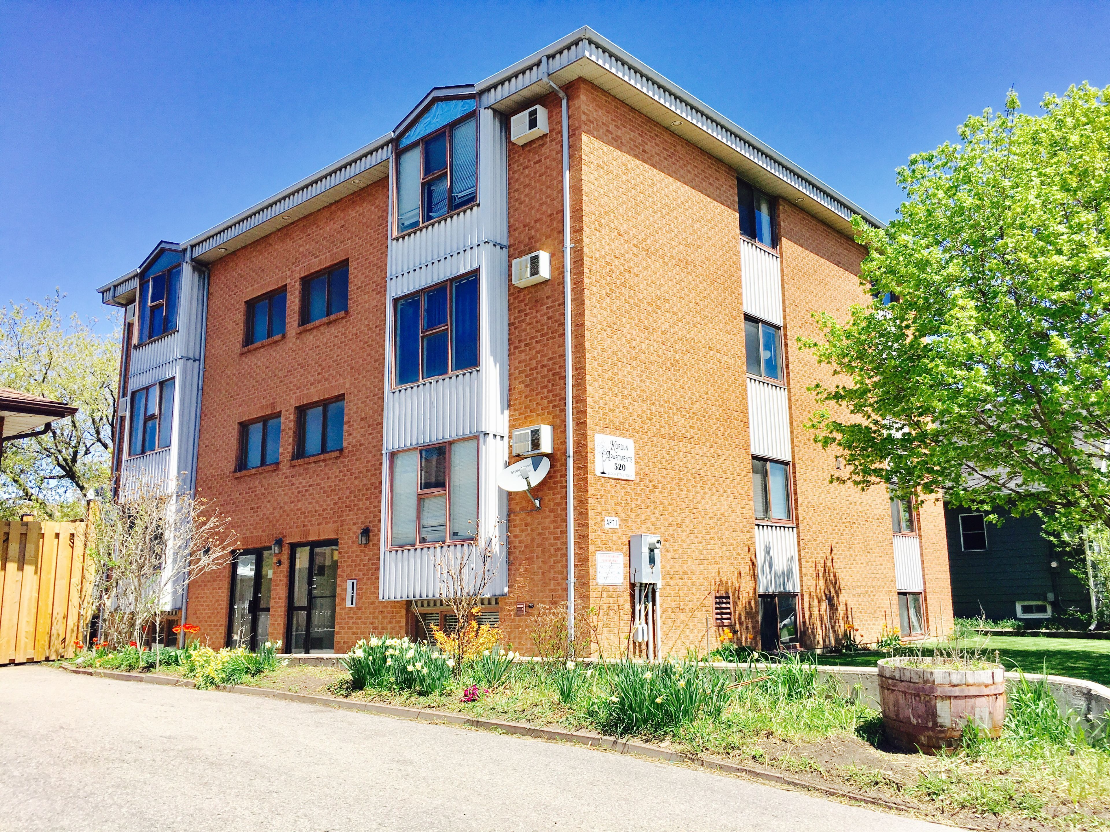 520 Bloor Street E 3, Oshawa, On L1h 3n1
