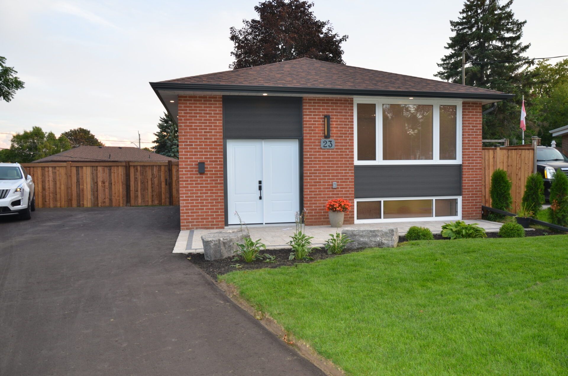 23 Sunset Road, Clarington, On L1c 2e5