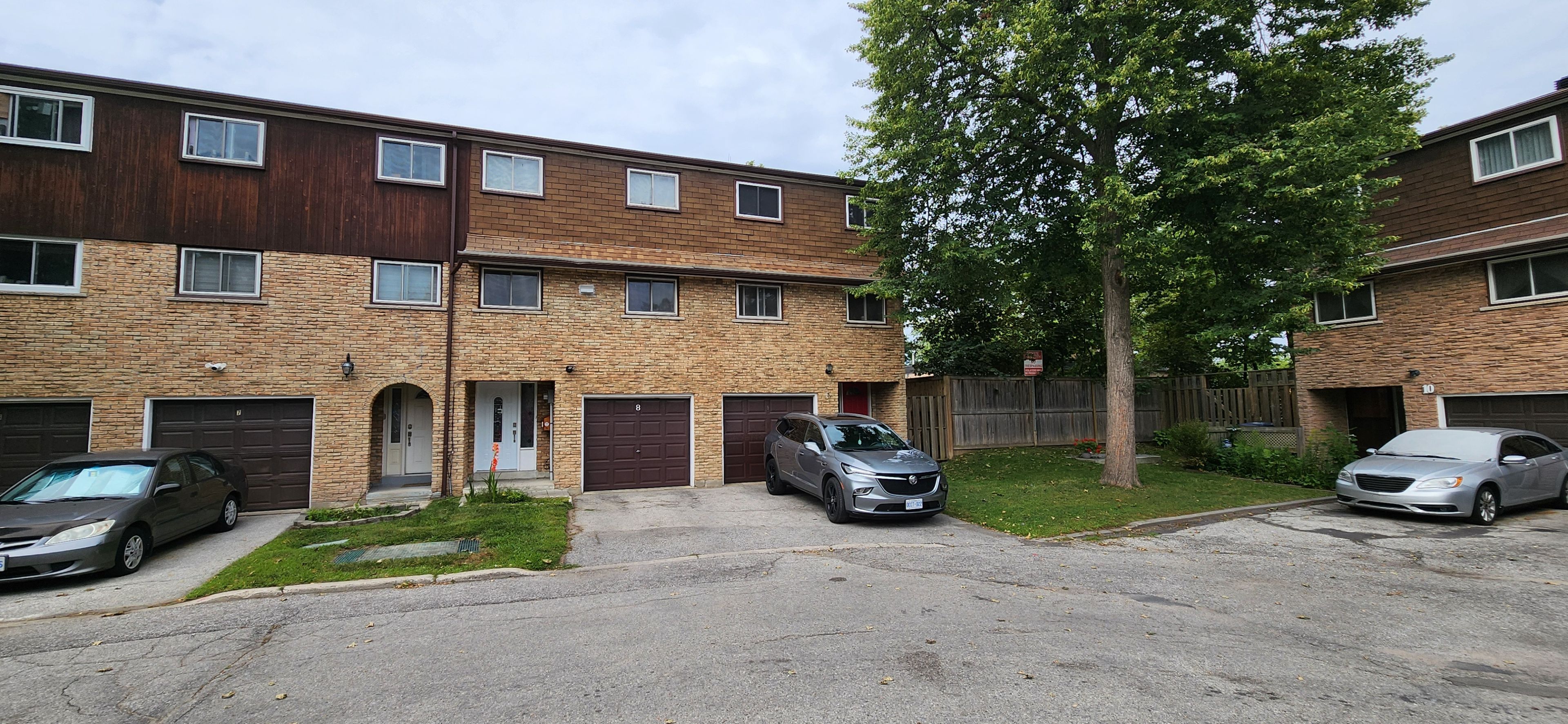 21 Rockwood Drive 8, Toronto, On M1m 3m9