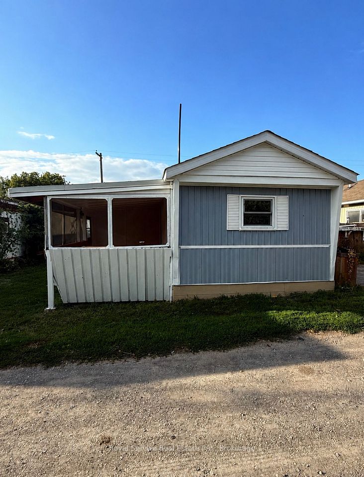 1037 Arthur Street 4, Clarington, On L1b 1k6