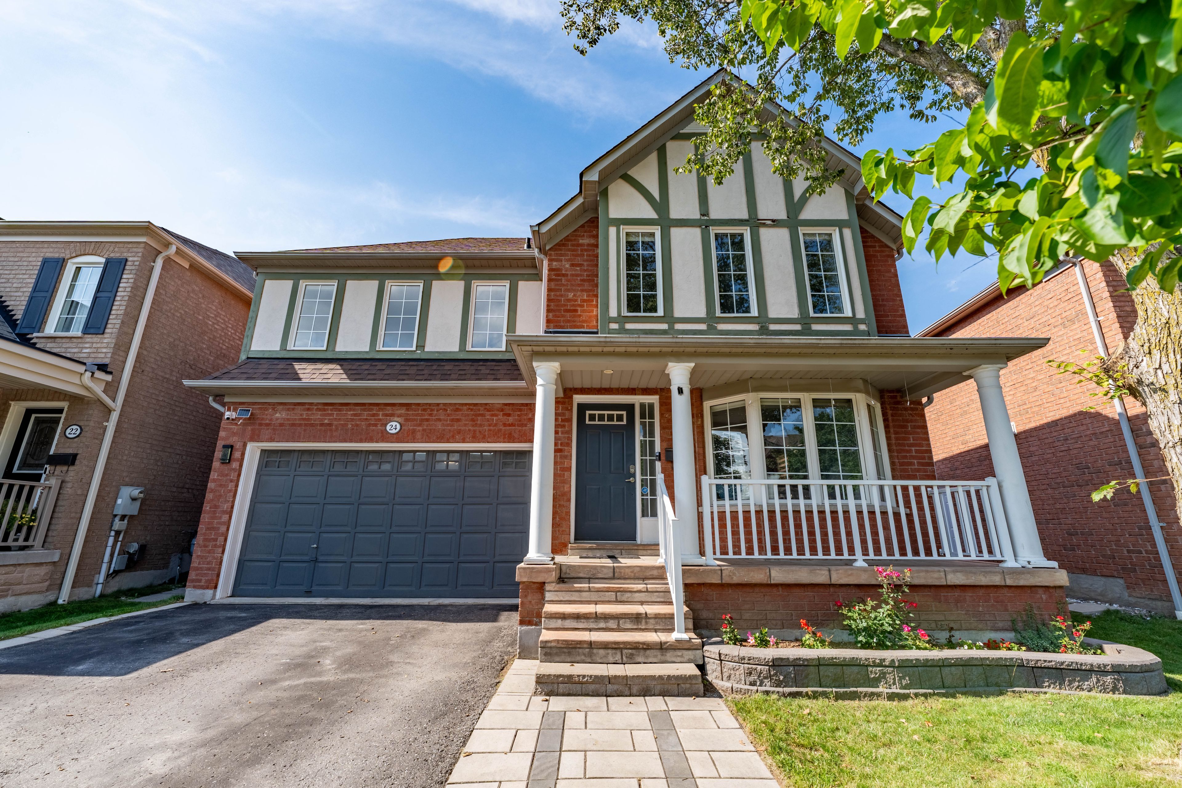 24 Bradbury Crescent, Ajax, On L1t 4h5
