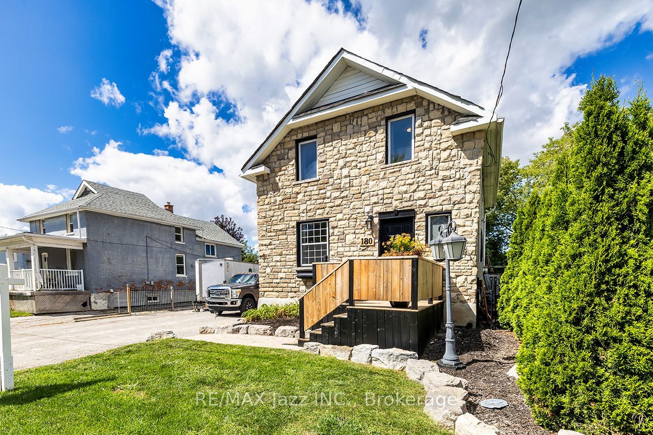 180 Olive Avenue, Oshawa, On L1h 2p2
