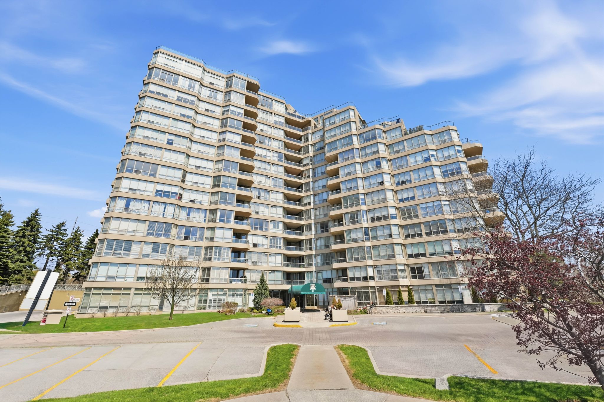 20 Guildwood Parkway Ph1, Toronto, On M1e 5b6