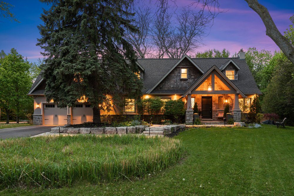 2 Pine Ridge Drive, Toronto, On M1m 2x3