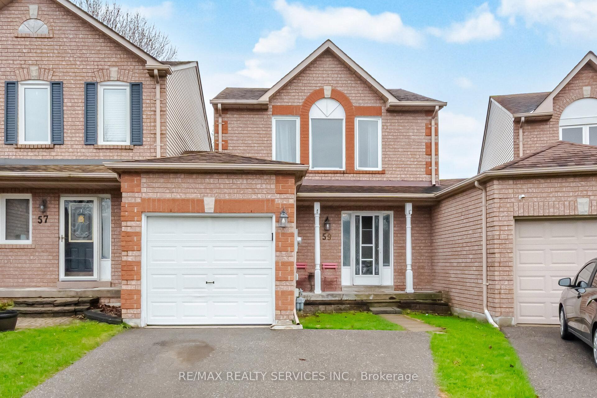 59 Fry Crescent, Clarington, On L1c 4y3