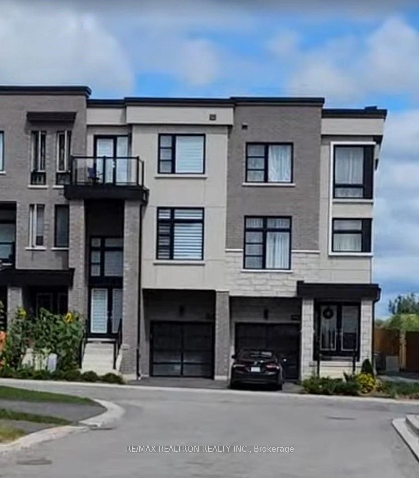 2506 Castlegate Crossing Drive, Pickering, On L1x 0h8