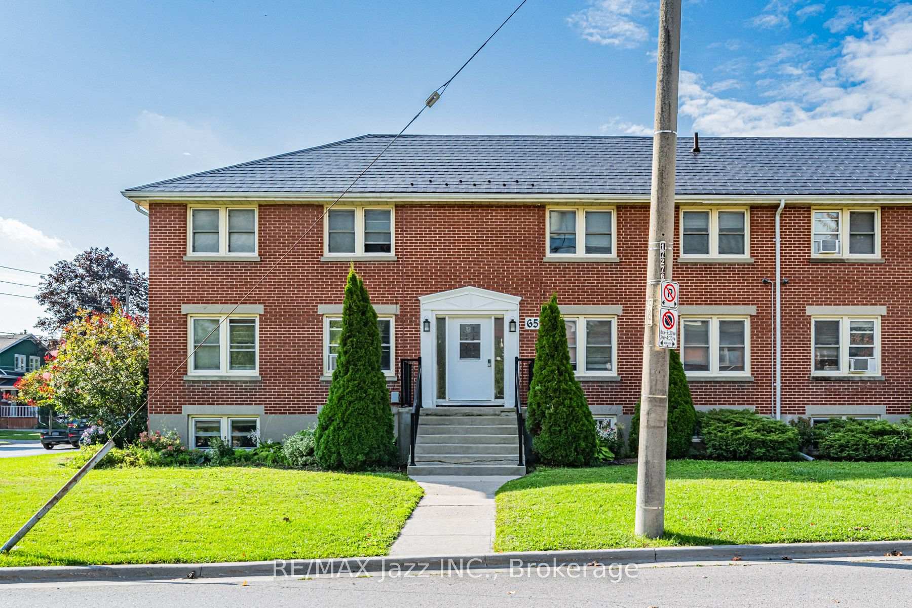 65 Aberdeen Street 1, Oshawa, On L1g 2e6