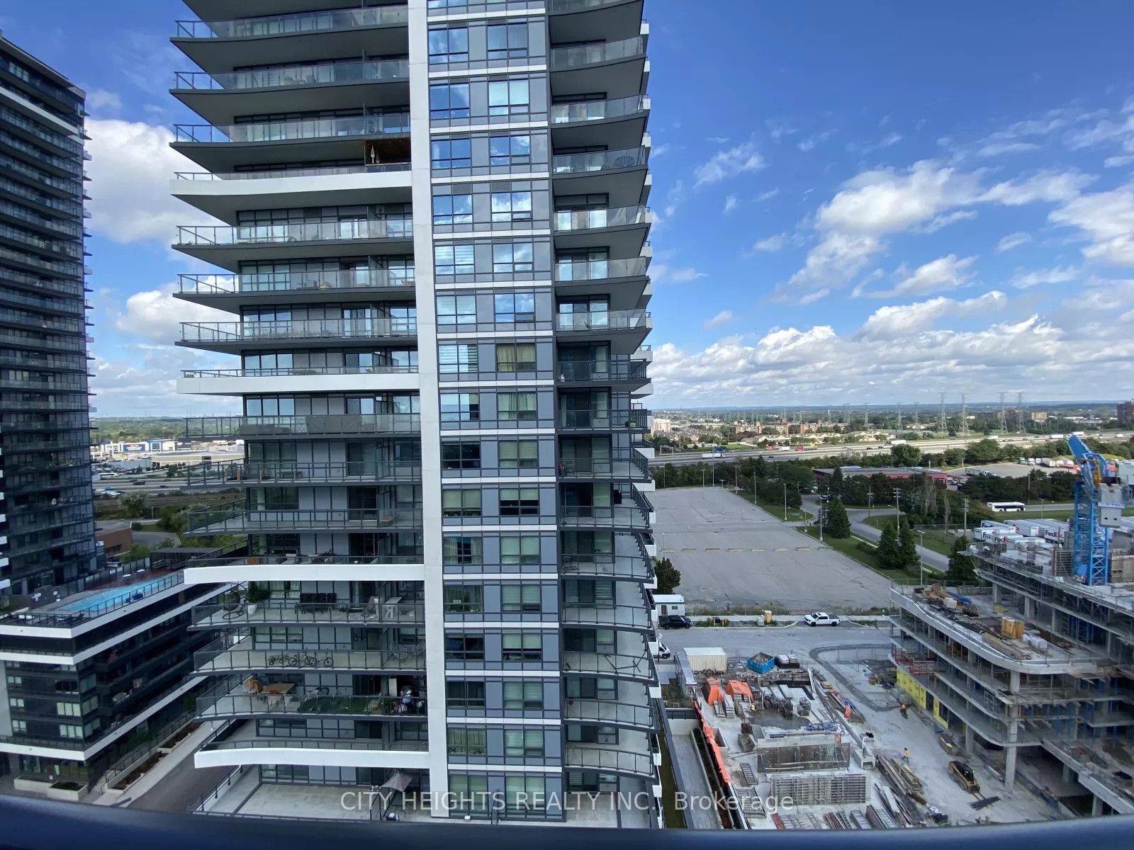 1480 Bayly Street 1506, Pickering, On L1w 0c2
