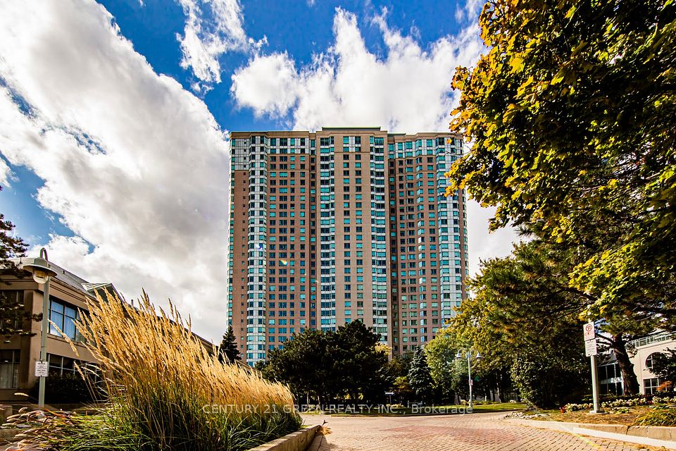 68 Corporate Drive 2623, Toronto, On M1h 3h3