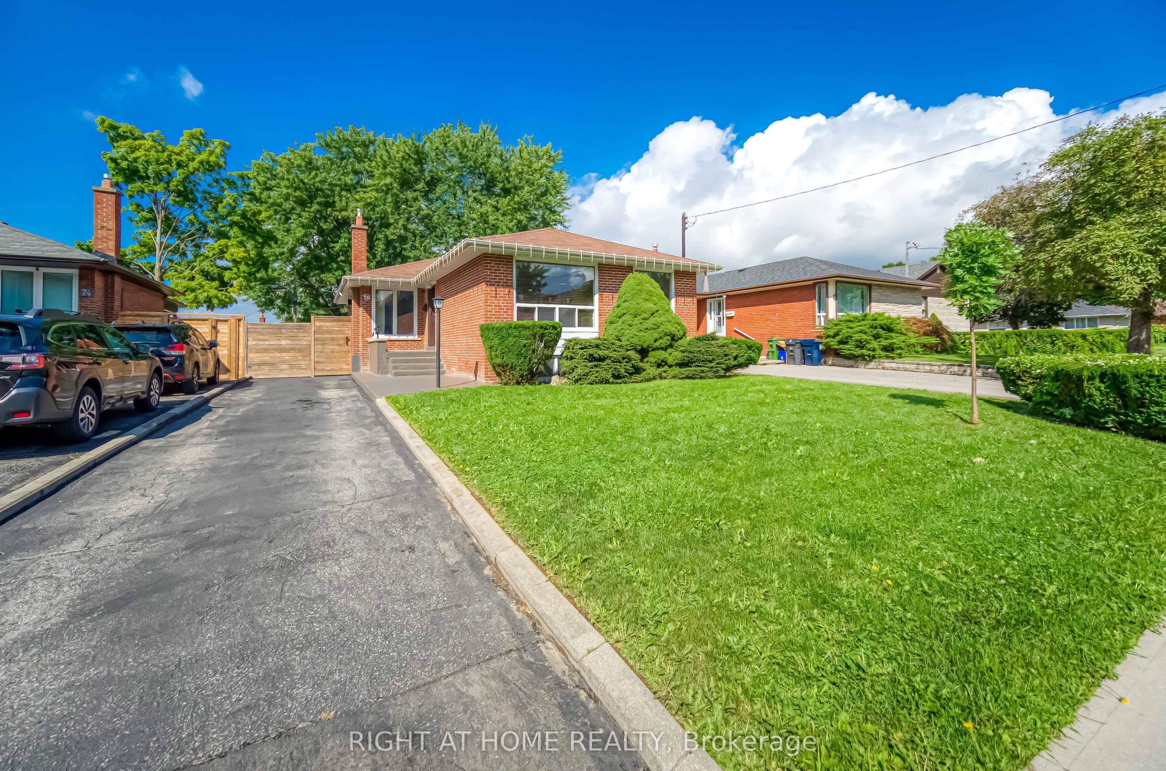 76 Wishing Well Drive, Toronto, On M1t 1j3