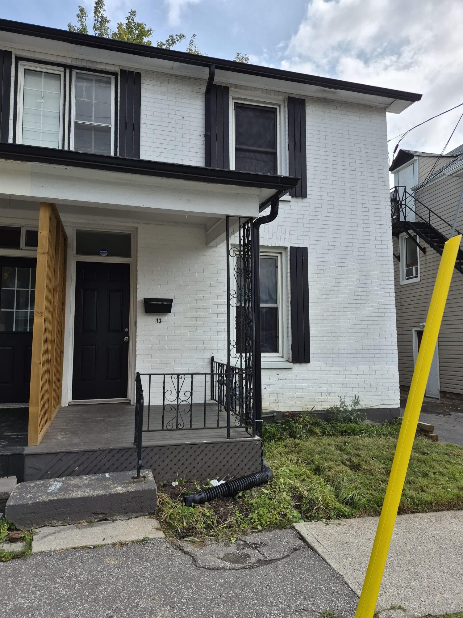 13 Brock Street E, Oshawa, On L1g 1r8