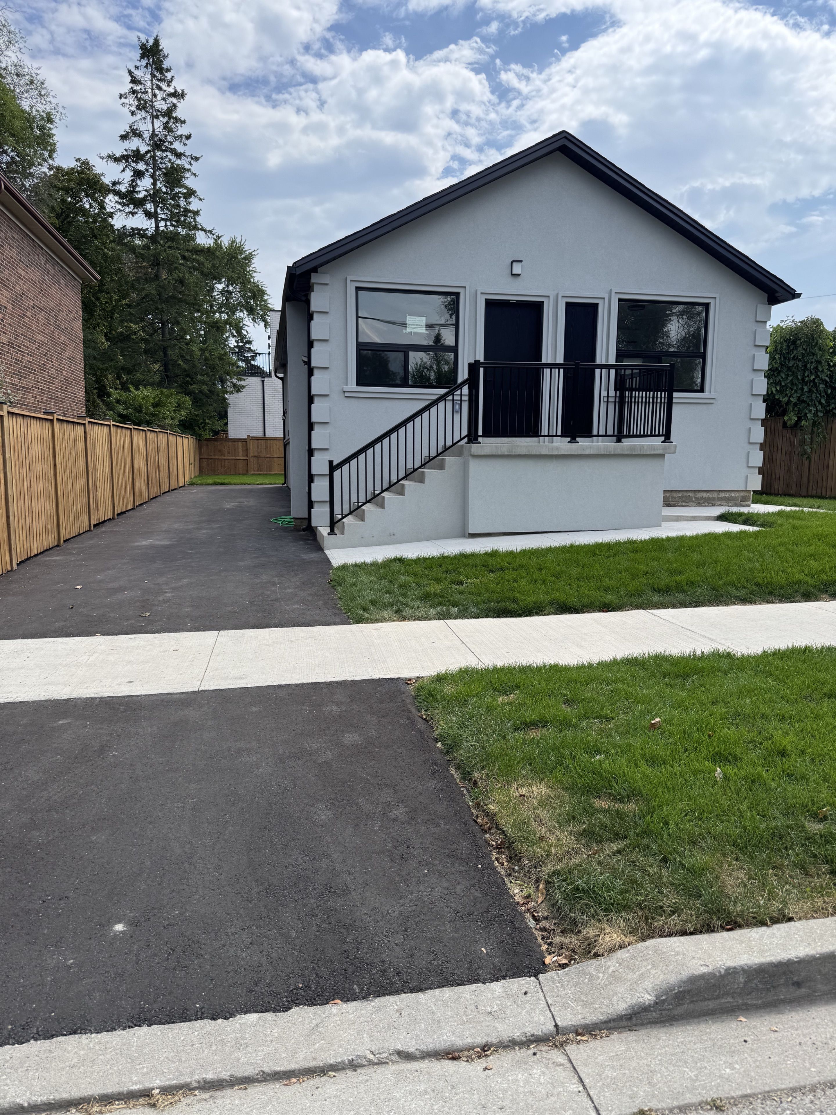 101 Minerva Avenue Unit 1- Front Upper, Toronto, On M1m 1v8