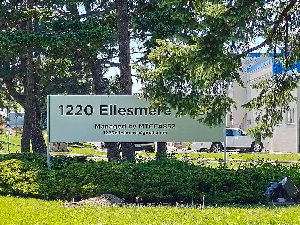 1220 Ellesmere Road 26, Toronto, On M1p 2x5