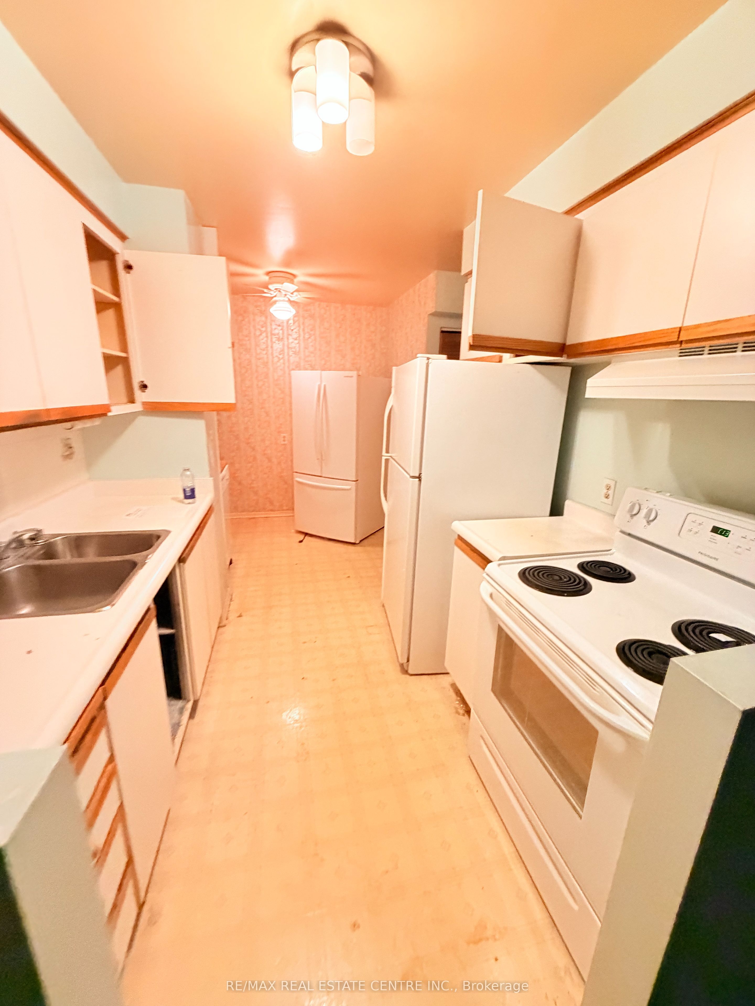1028 Bridletowne Circle, Toronto, On M1w 2h8