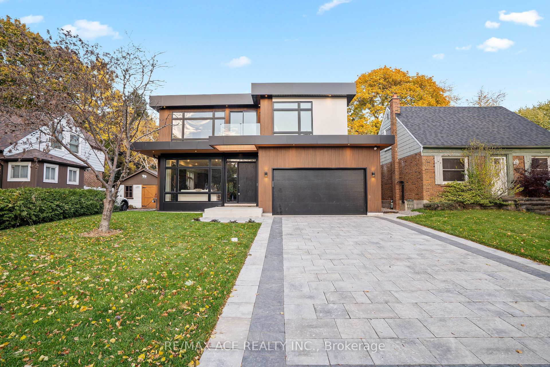 175 Harewood Avenue, Toronto, On M1m 2s1