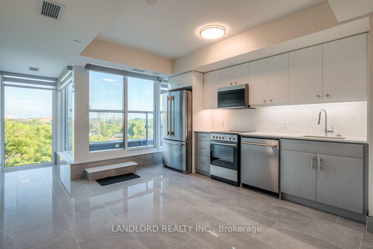 2 Manderley Drive 704, Toronto, On M1n 0c7