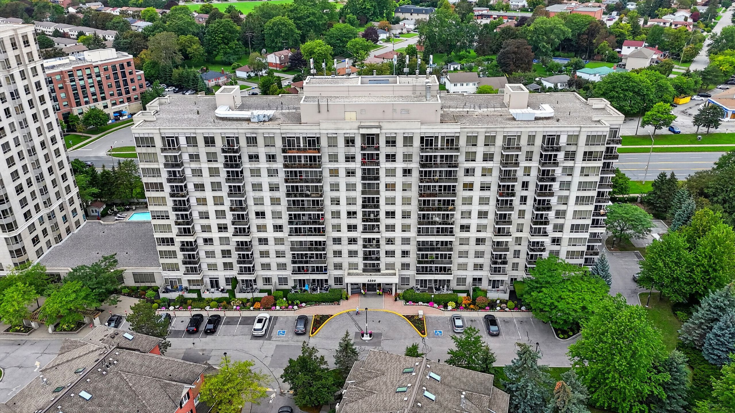 1200 The Esplanade Road N 610, Pickering, On L1v 6v3