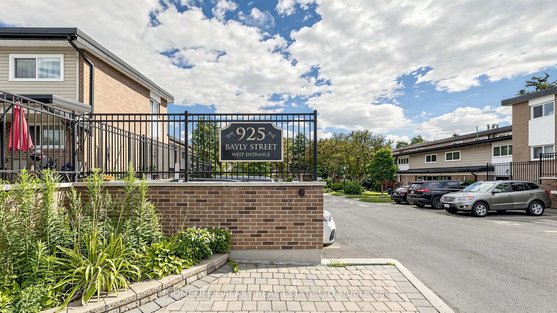 925 Bayly Street 16, Pickering, On L1w 1l4