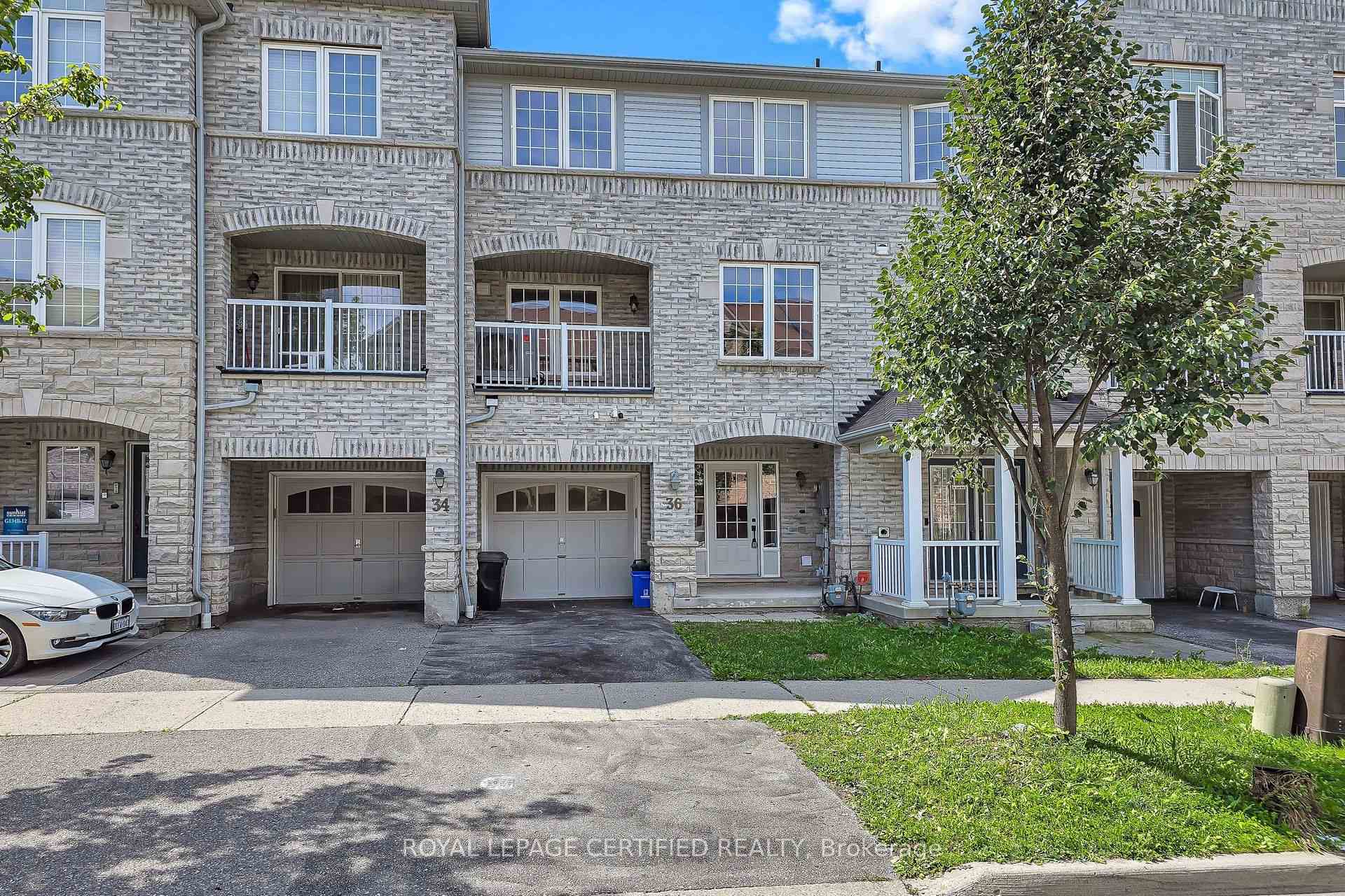 36 Silvester Street, Ajax, On L1z 0m5