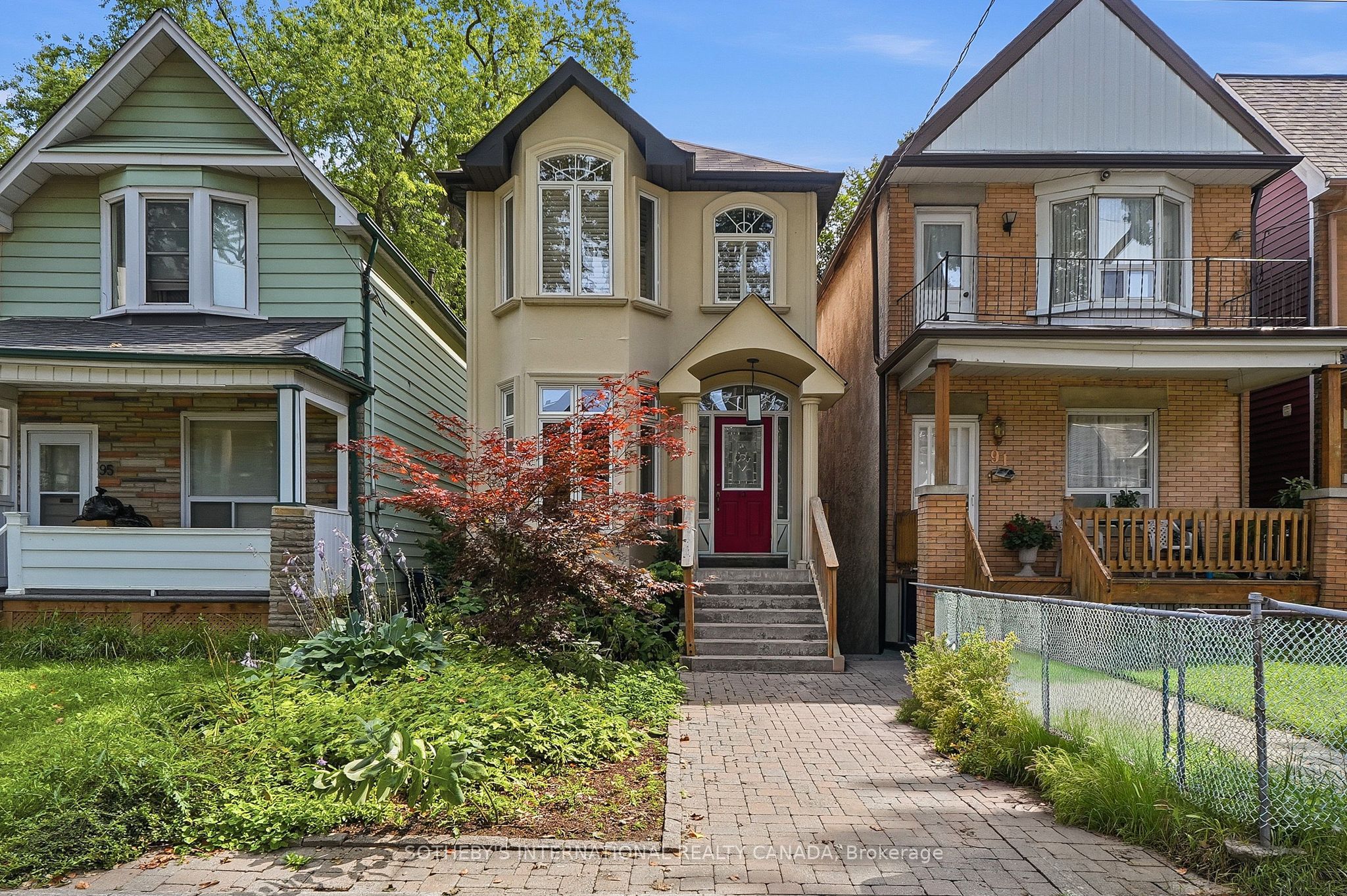 93 Eaton Avenue, Toronto, On M4j 2z4