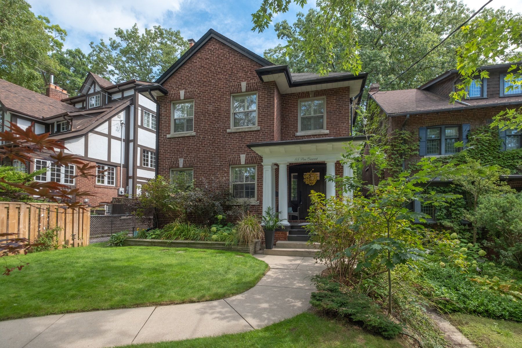 55 Pine Crescent, Toronto, On M4e 1l3