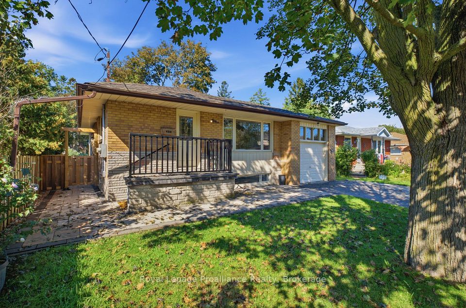 400 Harris Street, Whitby, On L1n 3c5